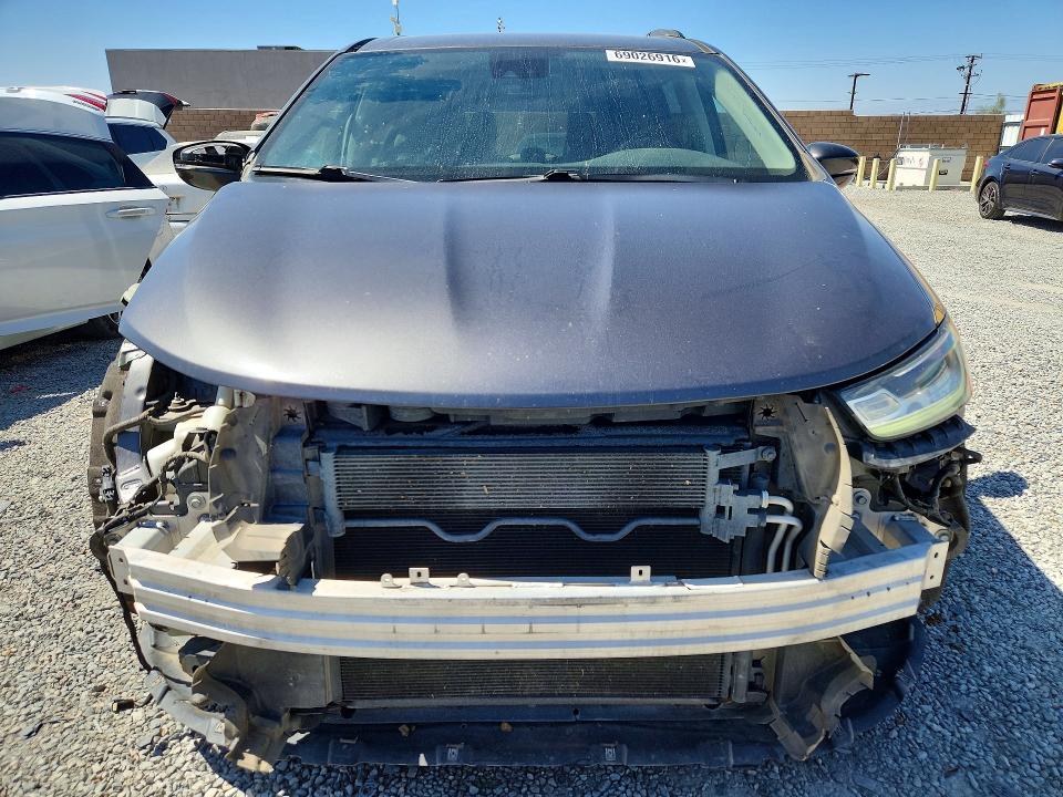 Снимка 5 от търг – 2022 CHRYSLER PACIFICA с VIN 2C4RC1BG3NR134190
