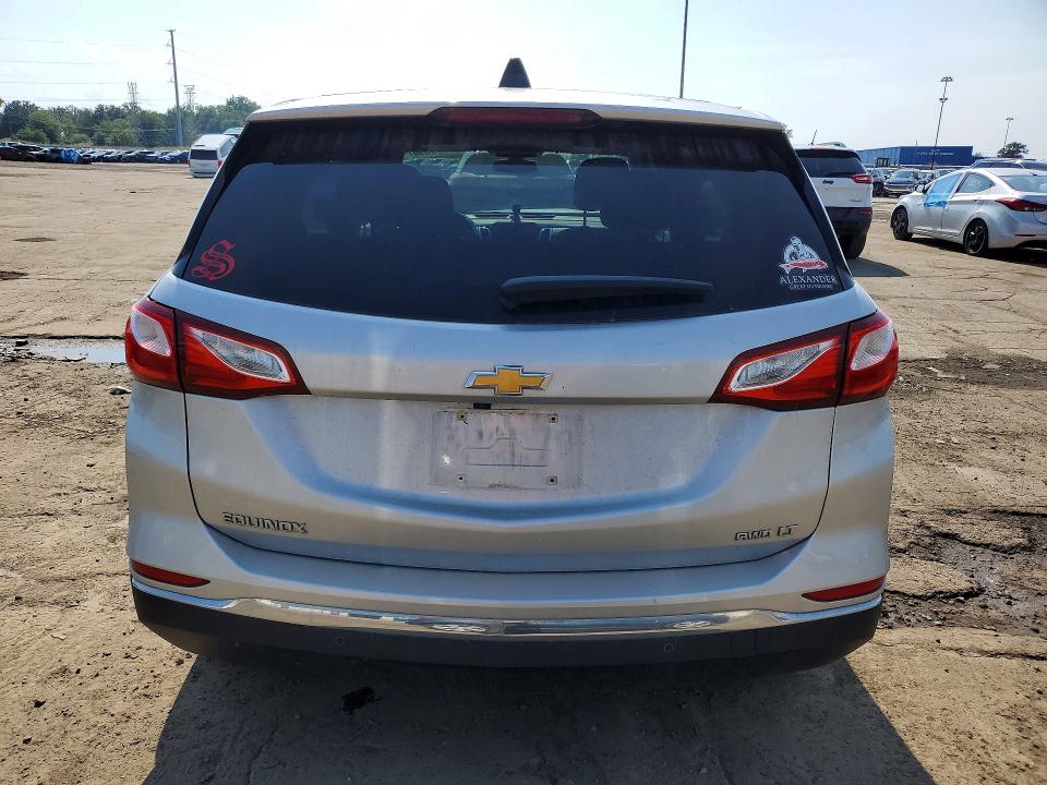 Photo 6 from auction – 2019 CHEVROLET EQUINOX with VIN 2GNAXUEV2K6292053