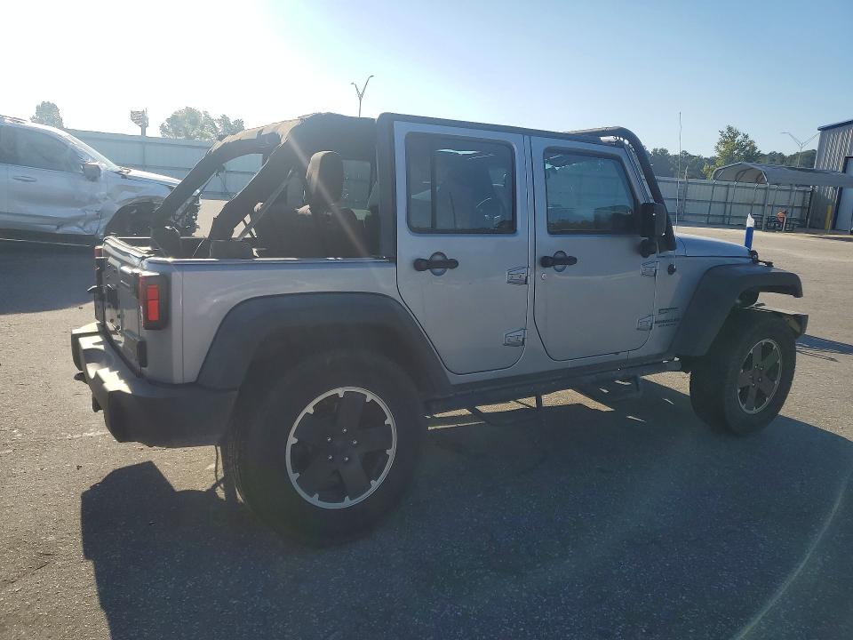 Снимка 3 от търг – 2013 JEEP WRANGLER UNLIMITED с VIN 1C4BJWDG2DL667818
