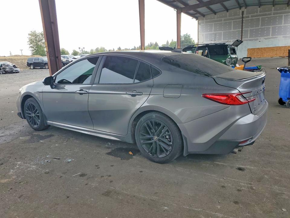 Снимка 2 от търг – 2025 TOYOTA CAMRY с VIN 4T1DBADK7SU536920
