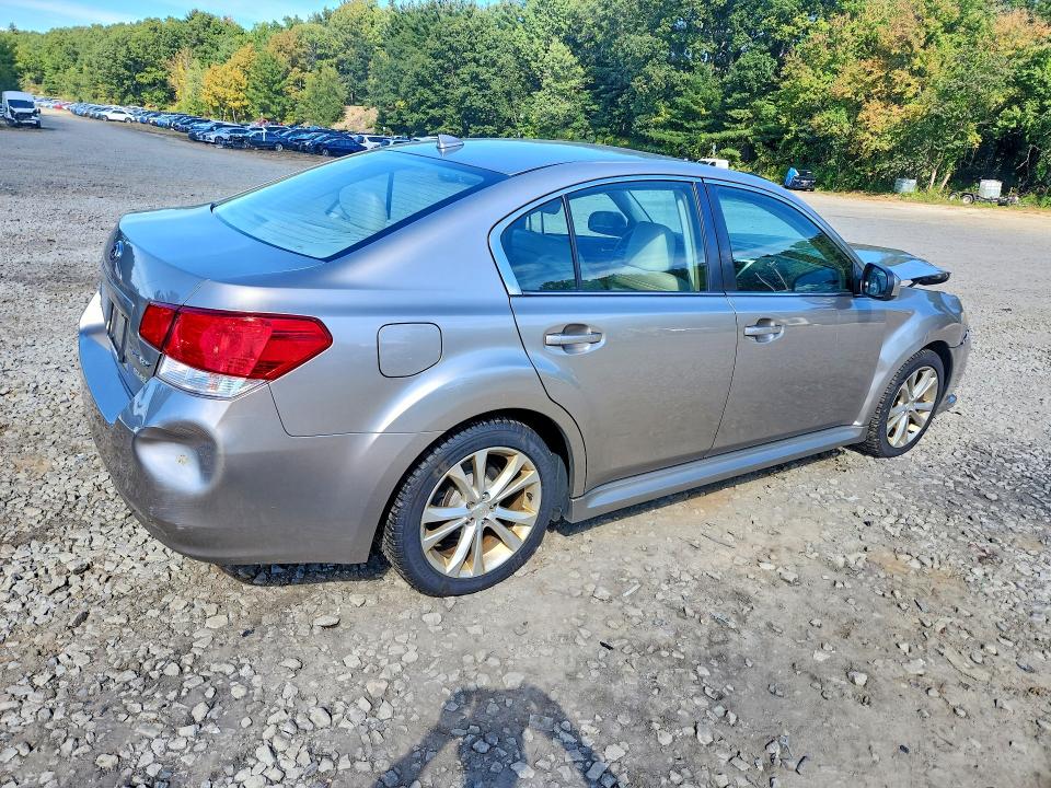 Фото 3 с аукциона – 2014 SUBARU LEGACY с VIN 4S3BMBL61E3033300