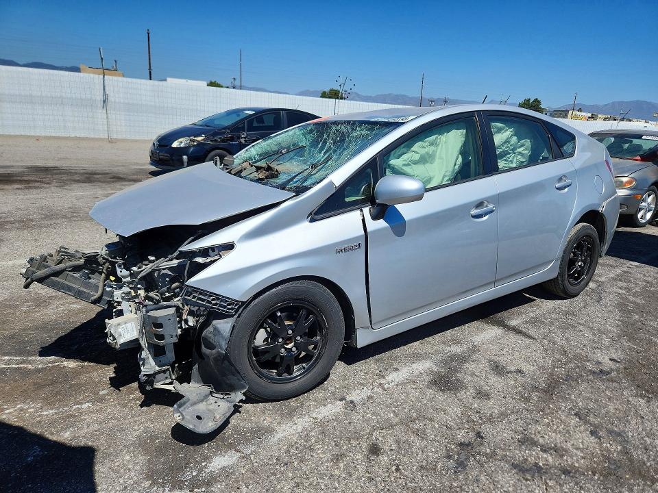 Фото 1 с аукциона – 2015 TOYOTA PRIUS с VIN JTDKN3DU2F0436480