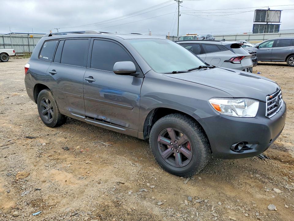 Photo 4 from auction – 2010 TOYOTA HIGHLANDER with VIN 5TDZK3EH8AS017936