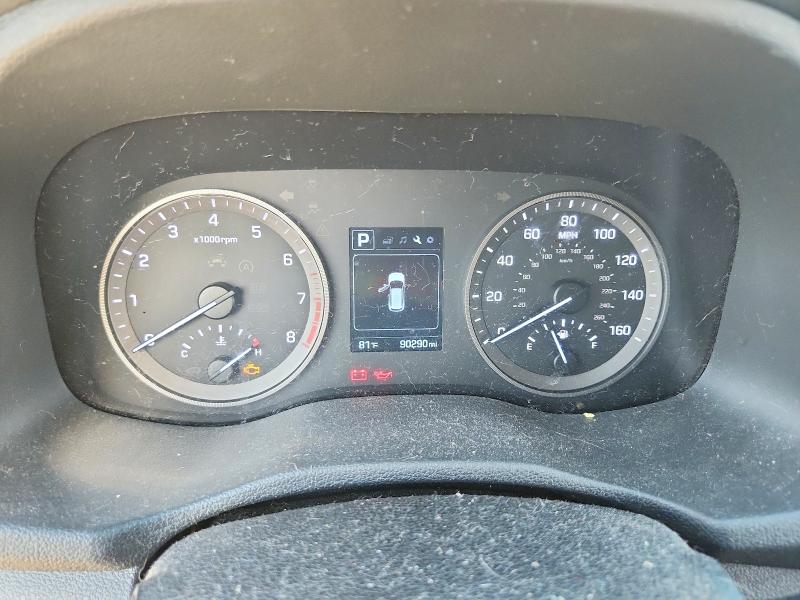 Photo 9 from auction – 2017 HYUNDAI TUCSON with VIN KM8J3CA47HU501806