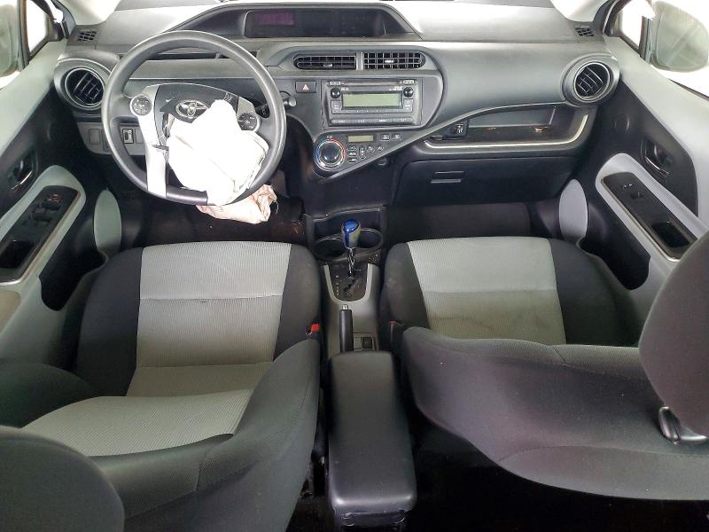 Photo 8 from auction – 2014 TOYOTA PRIUS C with VIN JTDKDTB33E1573904