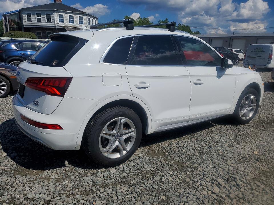 Photo 3 from auction – 2018 AUDI Q5 with VIN WA1BNAFYXJ2156897