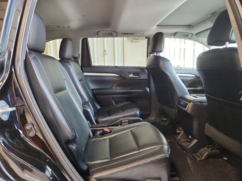 Photo 11 from auction – 2015 TOYOTA HIGHLANDER with VIN 5TDJKRFH8FS154994