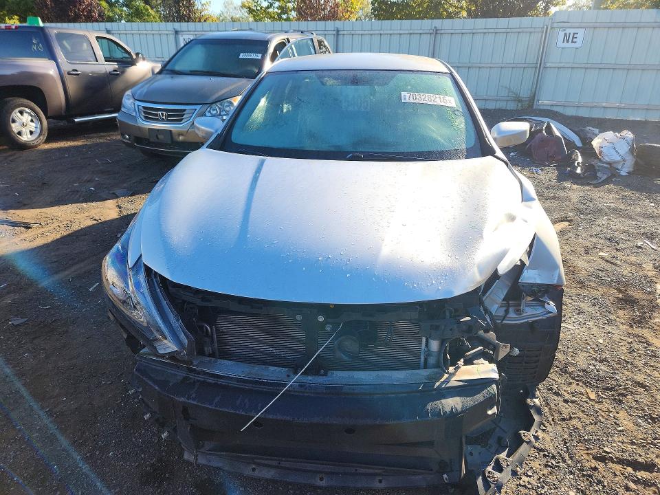 Photo 5 from auction – 2016 NISSAN ALTIMA with VIN 1N4AL3AP7GC279549