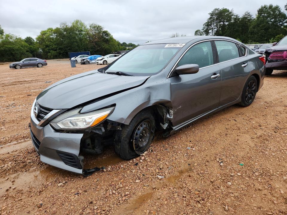 NISSAN ALTIMA 2016 с VIN 1N4AL3AP3GN364747 - Снимка от търг