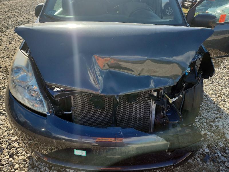 Photo 12 from auction – 2010 TOYOTA SIENNA with VIN 5TDKK4CC8AS300660
