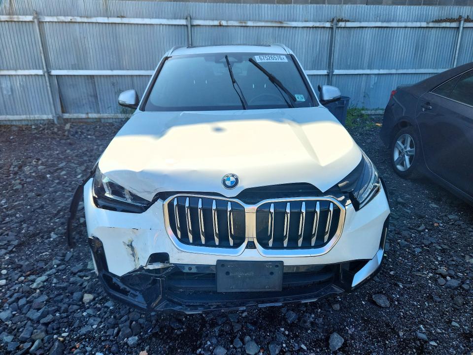 Photo 5 from auction – 2023 BMW X1 with VIN WBX73EF01P5V79946