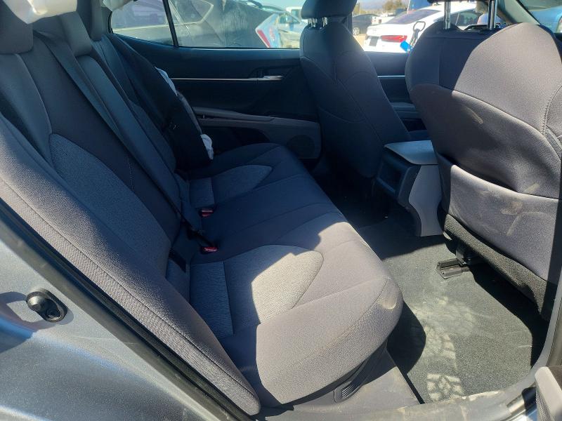 Снимка 10 от търг – 2023 TOYOTA CAMRY с VIN 4T1C31AK6PU617931