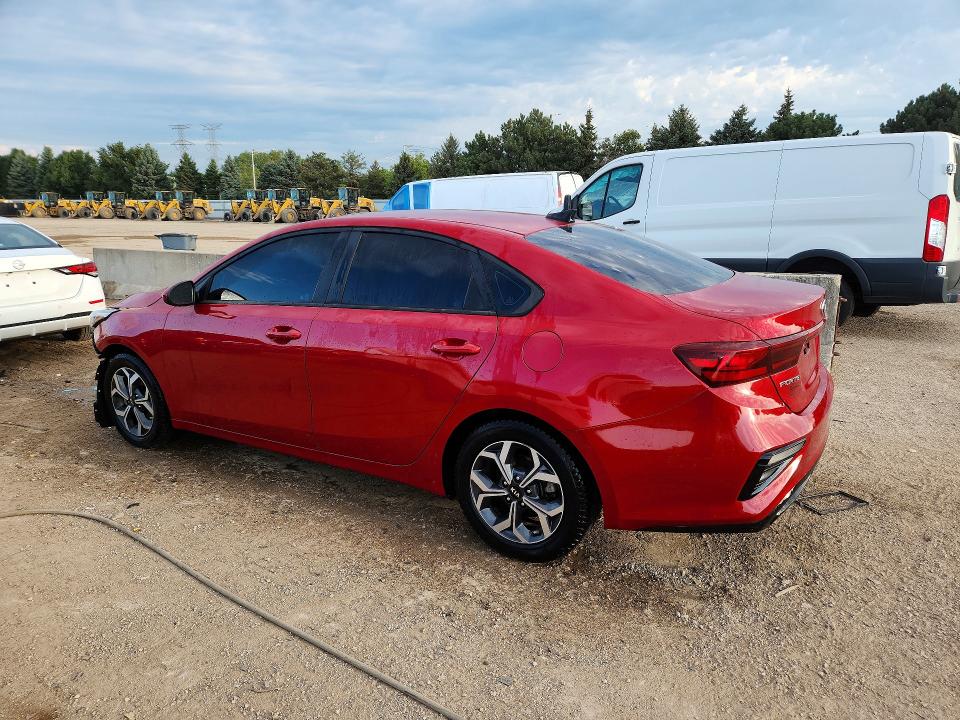 Foto 2 de la subasta – 2021 KIA FORTE con VIN 3KPF24AD0ME289049