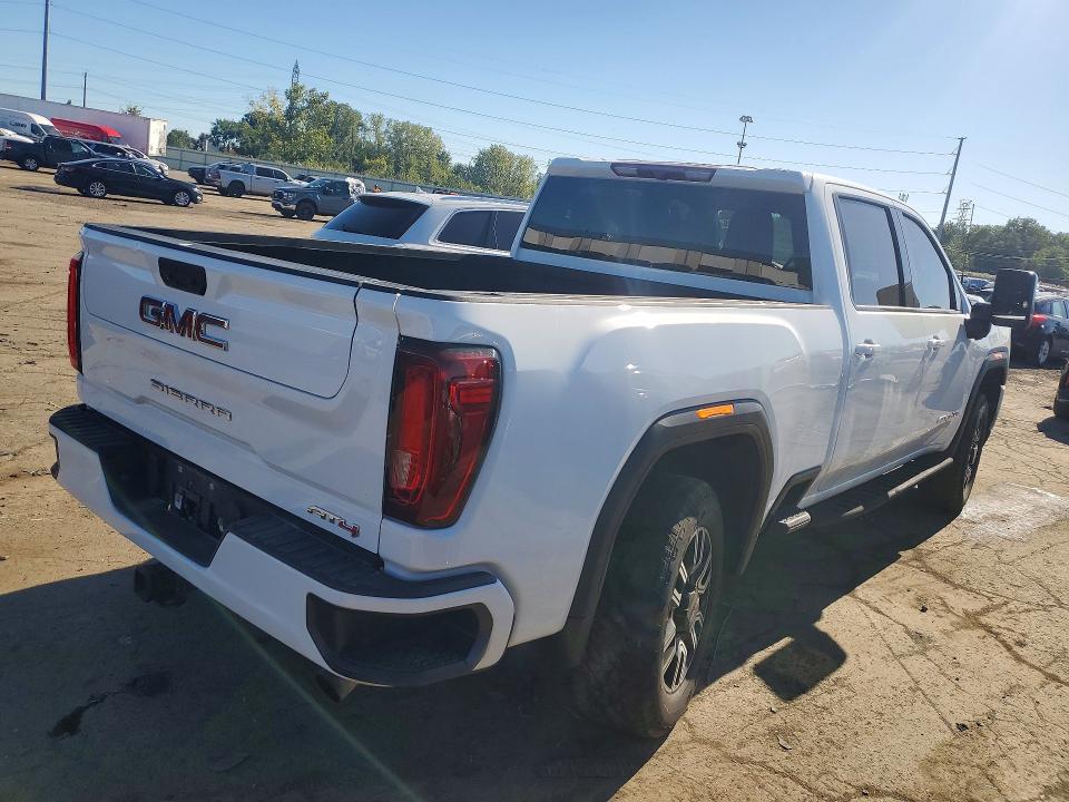 Снимка 3 от търг – 2023 GMC SIERRA с VIN 1GT49PE75PF113603
