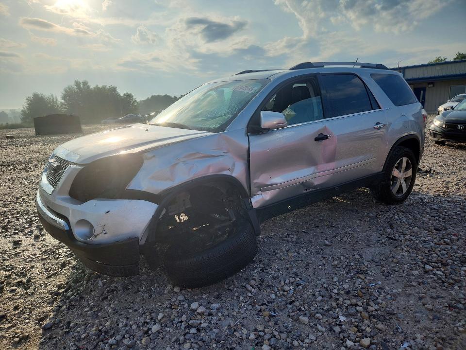 GMC ACADIA 2011 with VIN 1GKKVRED4BJ111355 - Photo from auction