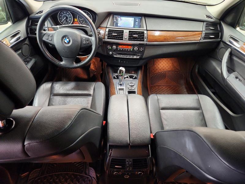 Photo 8 from auction – 2011 BMW X5 with VIN 5UXZV8C55BL419427