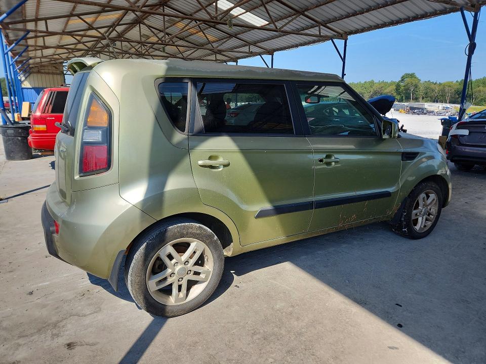Фото 3 с аукциона – 2011 KIA SOUL с VIN KNDJT2A24B7255204