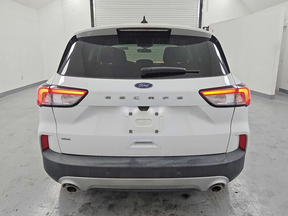 Photo 6 from auction – 2022 FORD ESCAPE with VIN 1FMCU0G65NUB30721