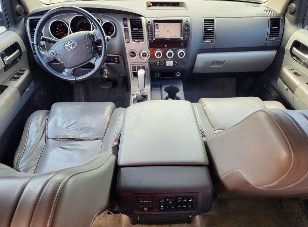 Снимка 8 от търг – 2010 TOYOTA SEQUOIA с VIN 5TDJY5G16AS029946