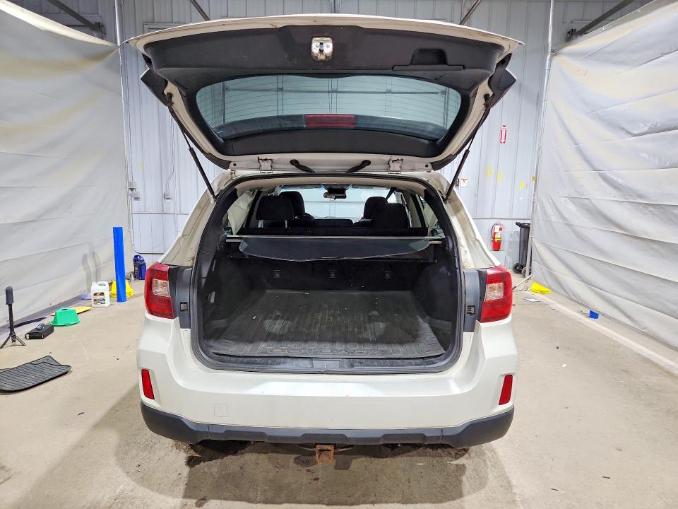 Photo 6 from auction – 2017 SUBARU OUTBACK with VIN 4S4BSACCXH3200632