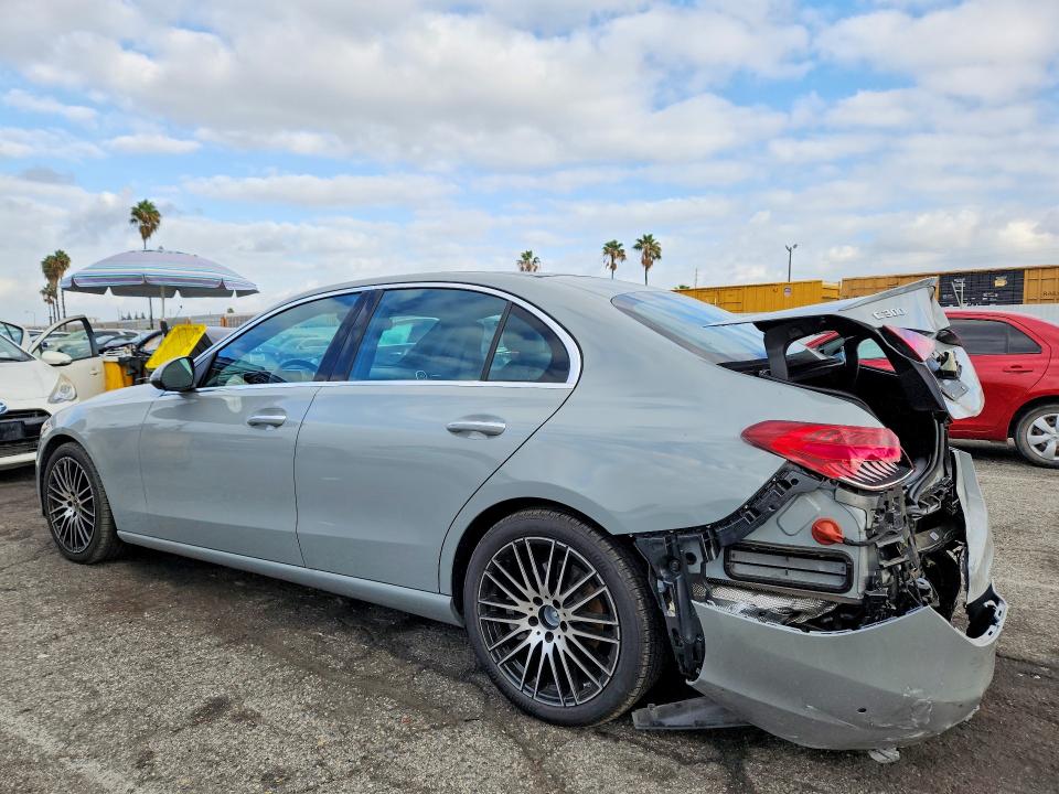 Снимка 2 от търг – 2025 MERCEDES-BENZ C с VIN W1KAF4GB1SR255133