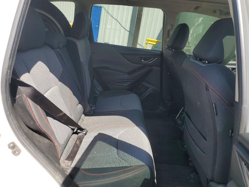 Снимка 10 от търг – 2022 SUBARU FORESTER с VIN JF2SKAJC9NH423929