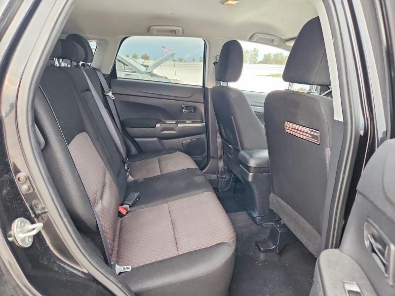 Снимка 10 от търг – 2018 MITSUBISHI OUTLANDER SPORT с VIN JA4AP3AU0JU017131