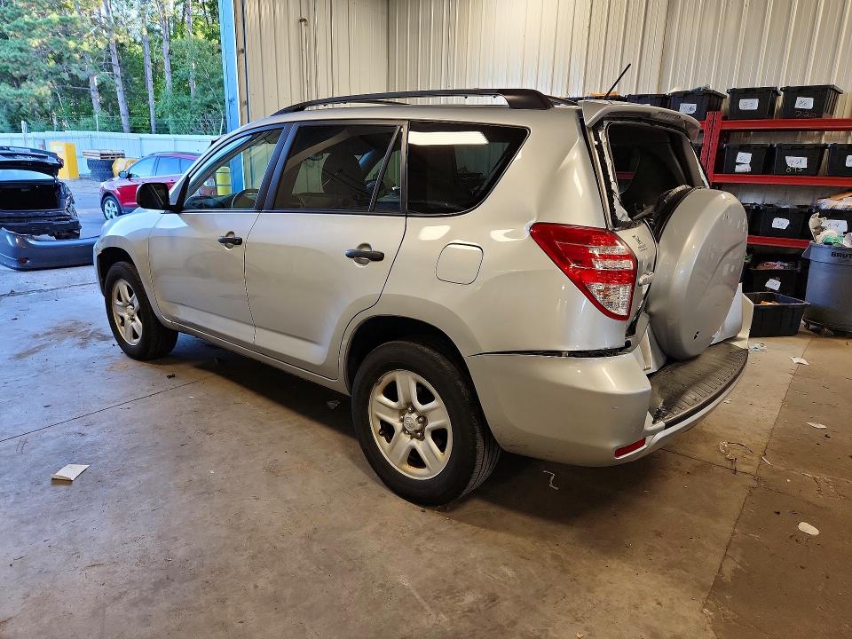Zdjęcie 2 z aukcji – 2010 TOYOTA RAV4 z VIN 2T3BF4DV9AW071165