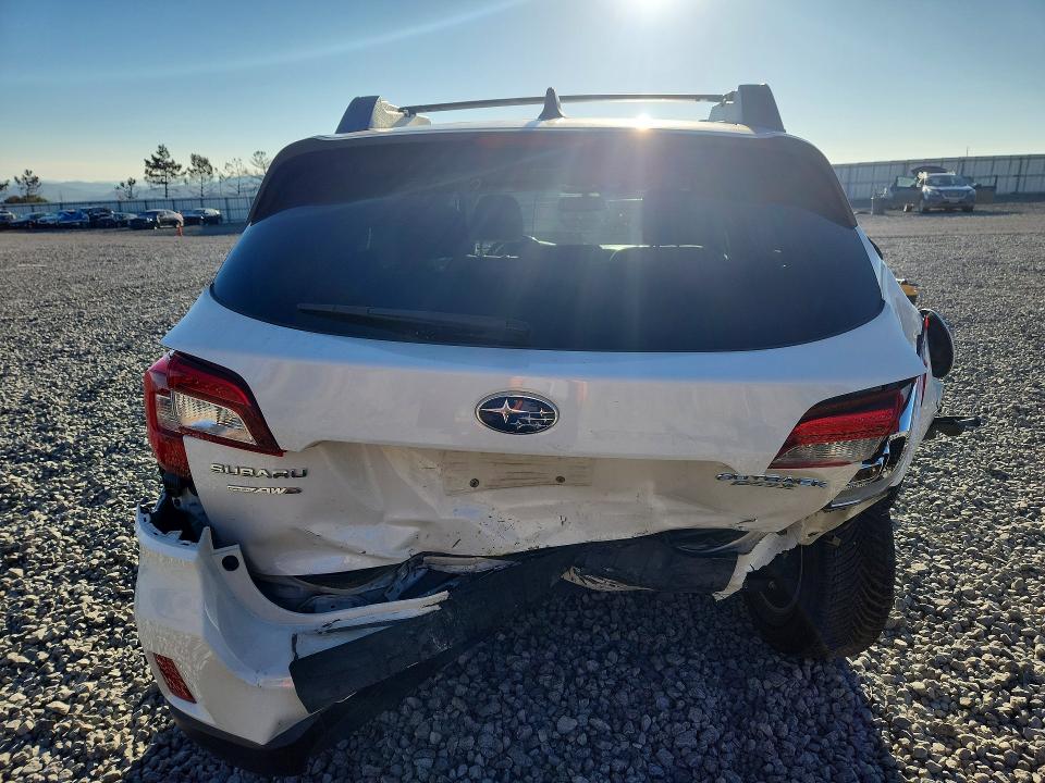 Photo 6 from auction – 2016 SUBARU OUTBACK with VIN 4S4BSACC4G3324345