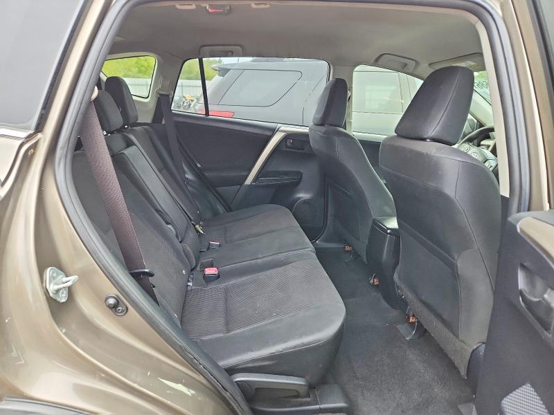 Photo 11 from auction – 2014 TOYOTA RAV4 with VIN JTMBFREV4ED081956