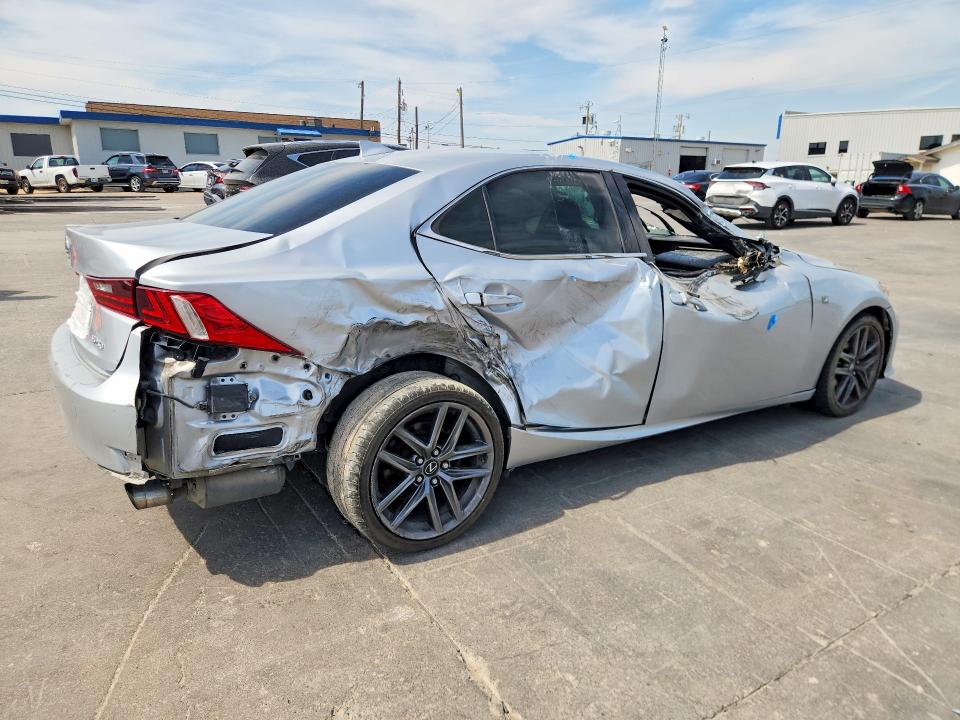 Foto 3 de la subasta – 2014 LEXUS IS con VIN JTHBF1D27E5039931