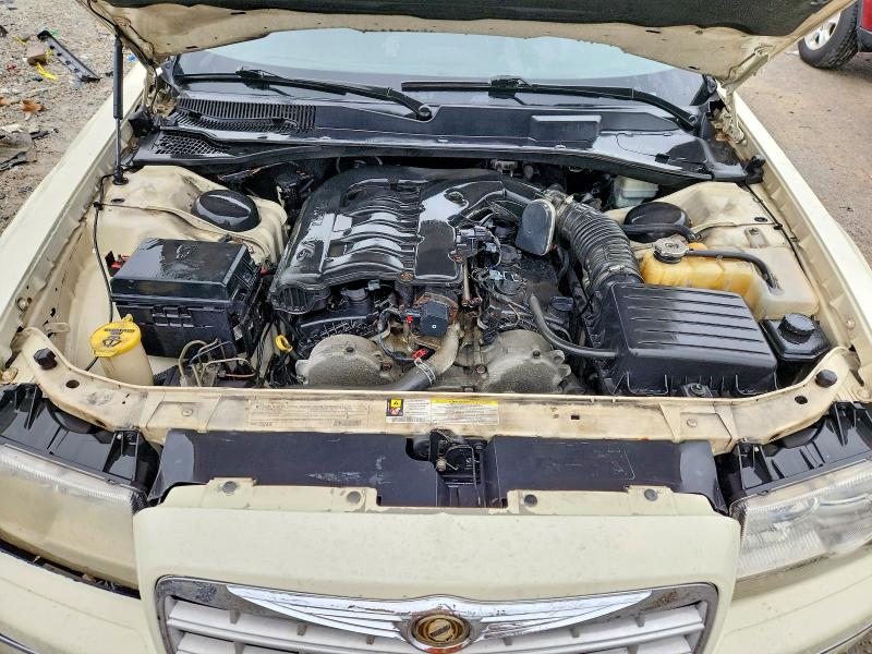 Снимка 11 от търг – 2010 CHRYSLER 300 с VIN 2C3CA5CV5AH326117