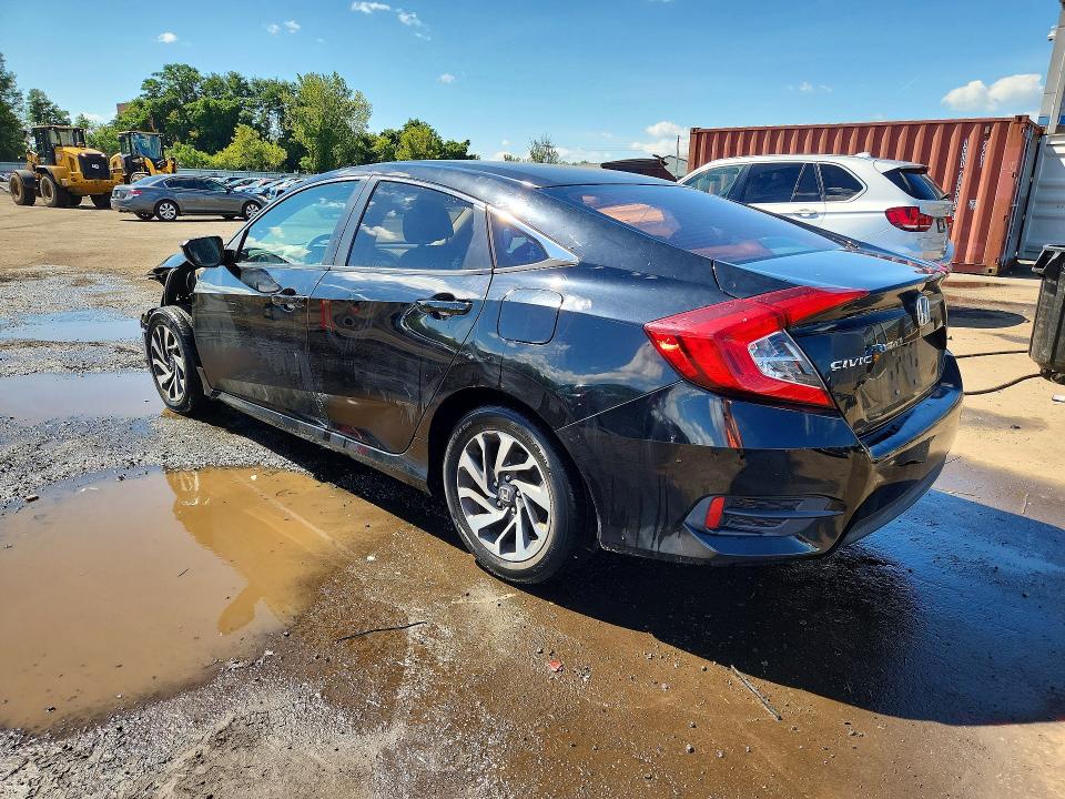 Photo 2 from auction – 2016 HONDA CIVIC with VIN 2HGFC2F77GH530135