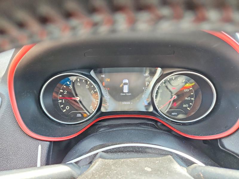 Photo 9 from auction – 2018 JEEP COMPASS with VIN 3C4NJDDB6JT199078
