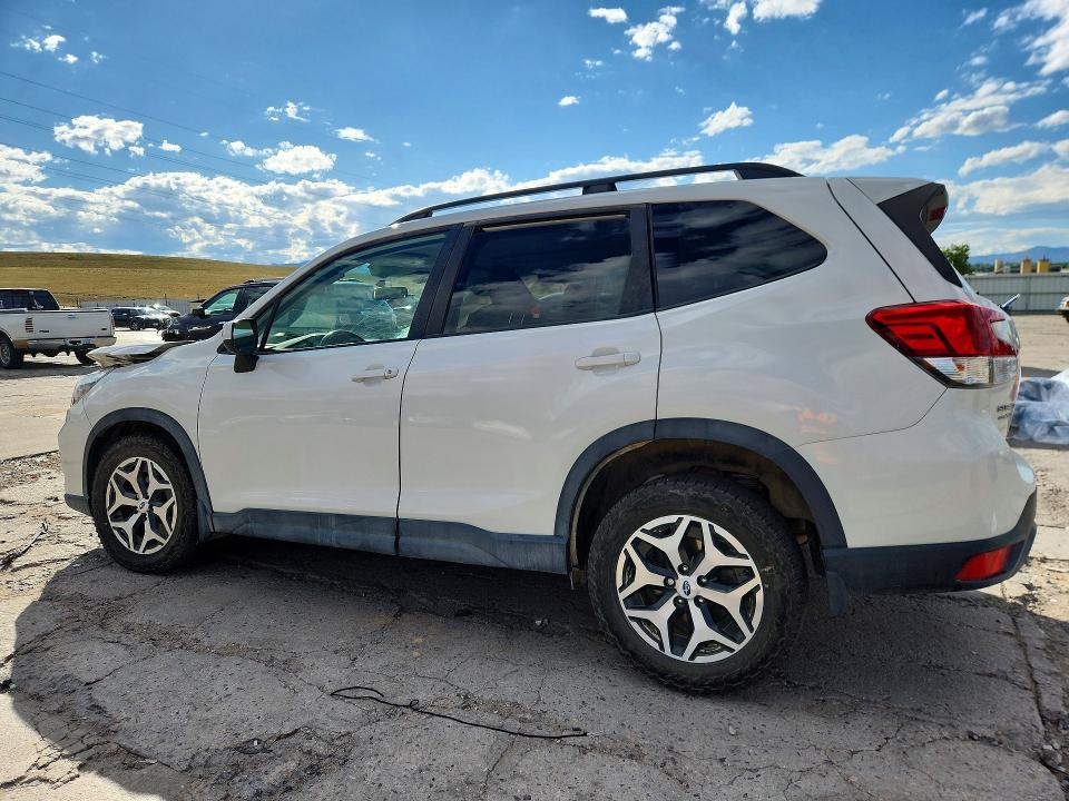 Фото 2 с аукциона – 2020 SUBARU FORESTER с VIN JF2SKAGC8LH563507