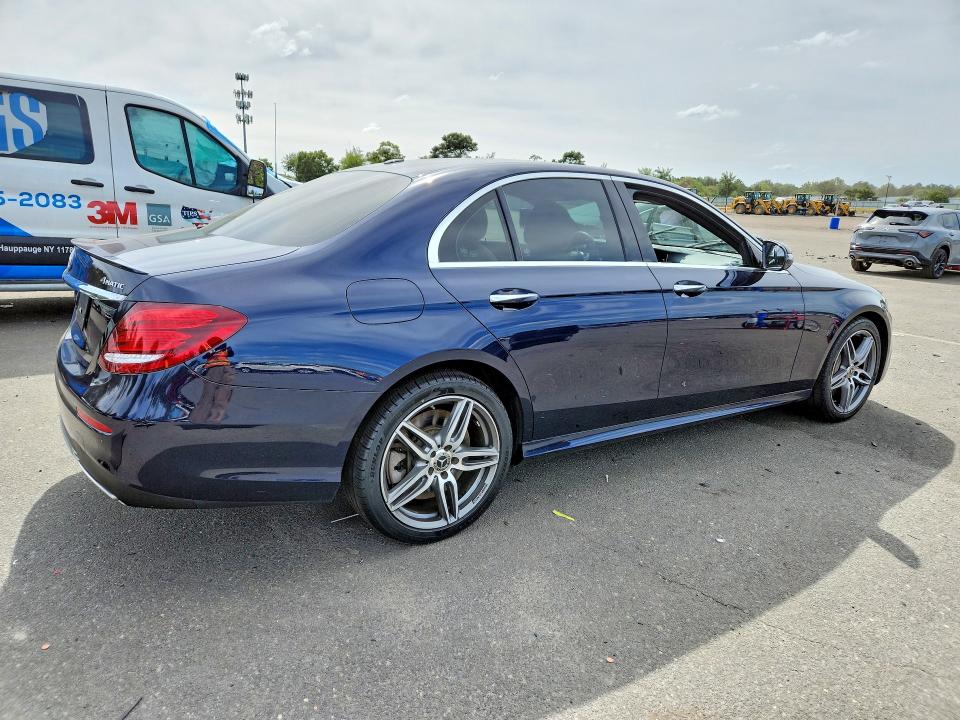 Photo 3 from auction – 2019 MERCEDES-BENZ E with VIN WDDZF6JB1KA527492