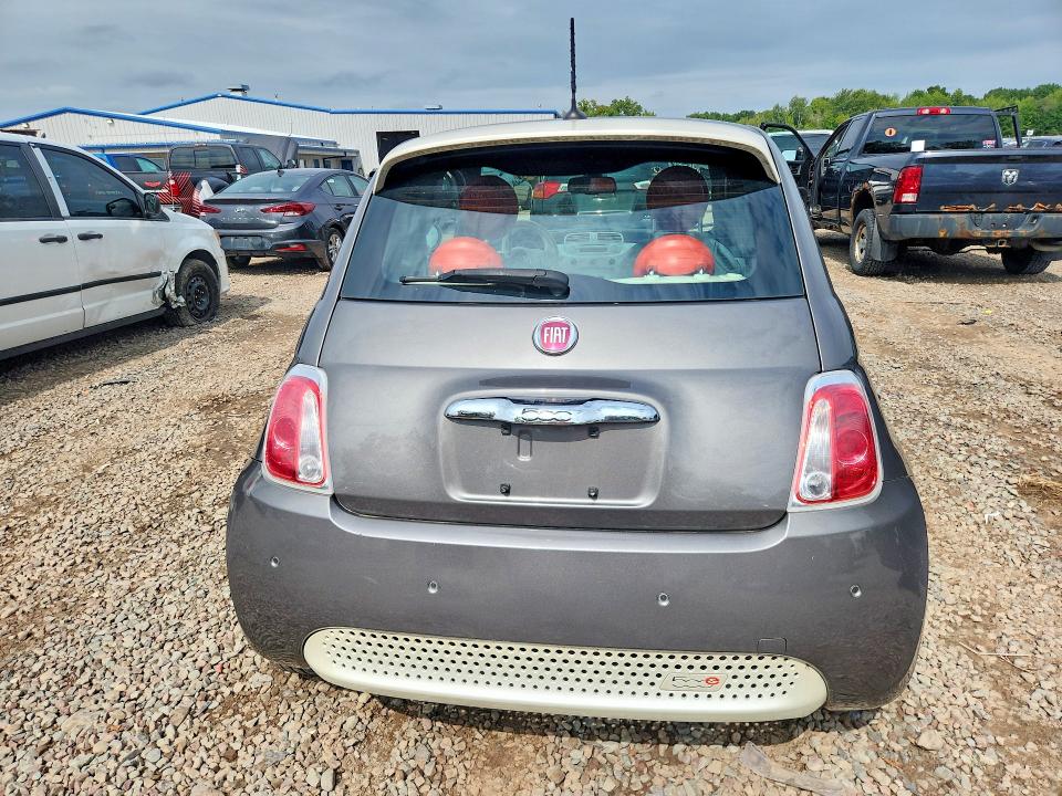 Photo 6 from auction – 2013 FIAT 500 with VIN 3C3CFFGE2DT752652