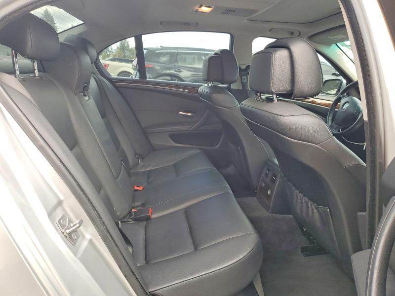 Photo 10 from auction – 2010 BMW 528 with VIN WBANU5C52AC129580
