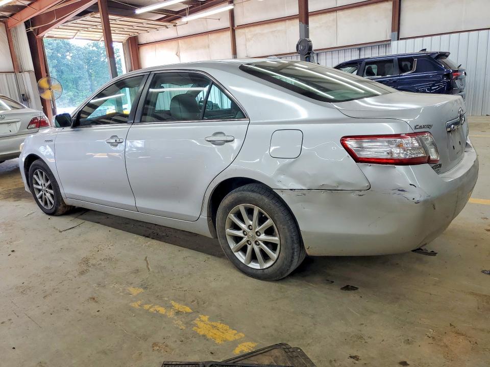Photo 2 from auction – 2011 TOYOTA CAMRY with VIN 4T1BB3EK1BU132884