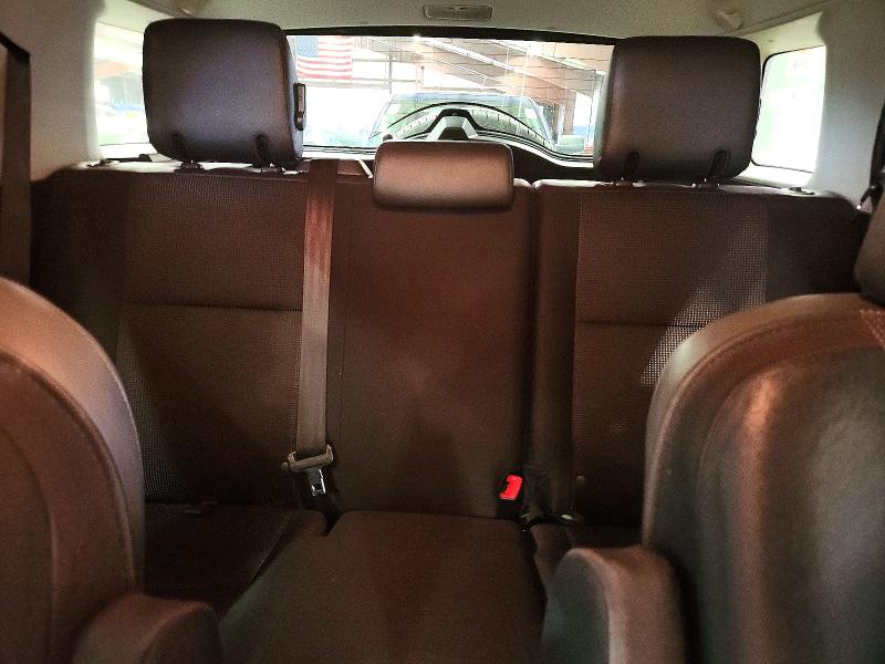 Photo 10 from auction – 2012 TOYOTA FJ CRUISER with VIN JTEBU4BF4CK127344
