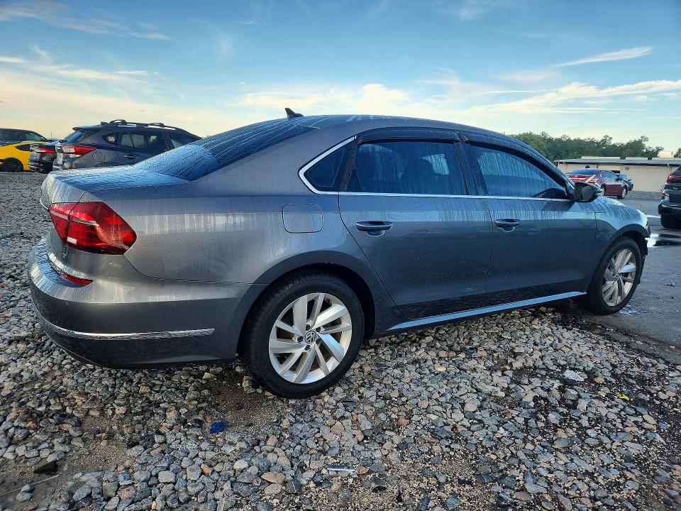 Photo 3 from auction – 2018 VOLKSWAGEN PASSAT with VIN 1VWBA7A37JC012974