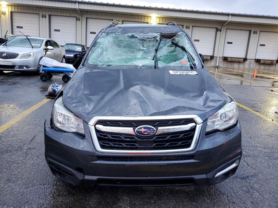 صورة رقم 5 من المزاد - 2017 SUBARU FORESTER مع VIN JF2SJAGC0HH572809