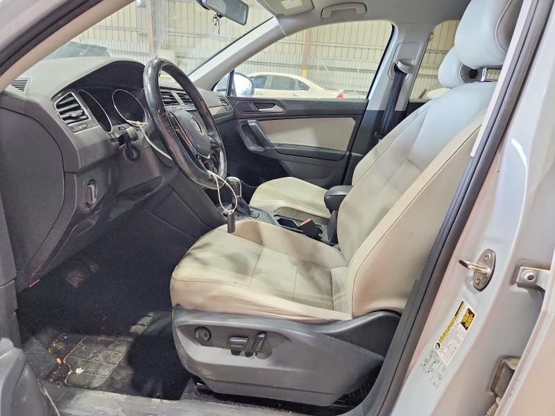 Снимка 7 от търг – 2018 VOLKSWAGEN TIGUAN с VIN 3VV3B7AX7JM008270