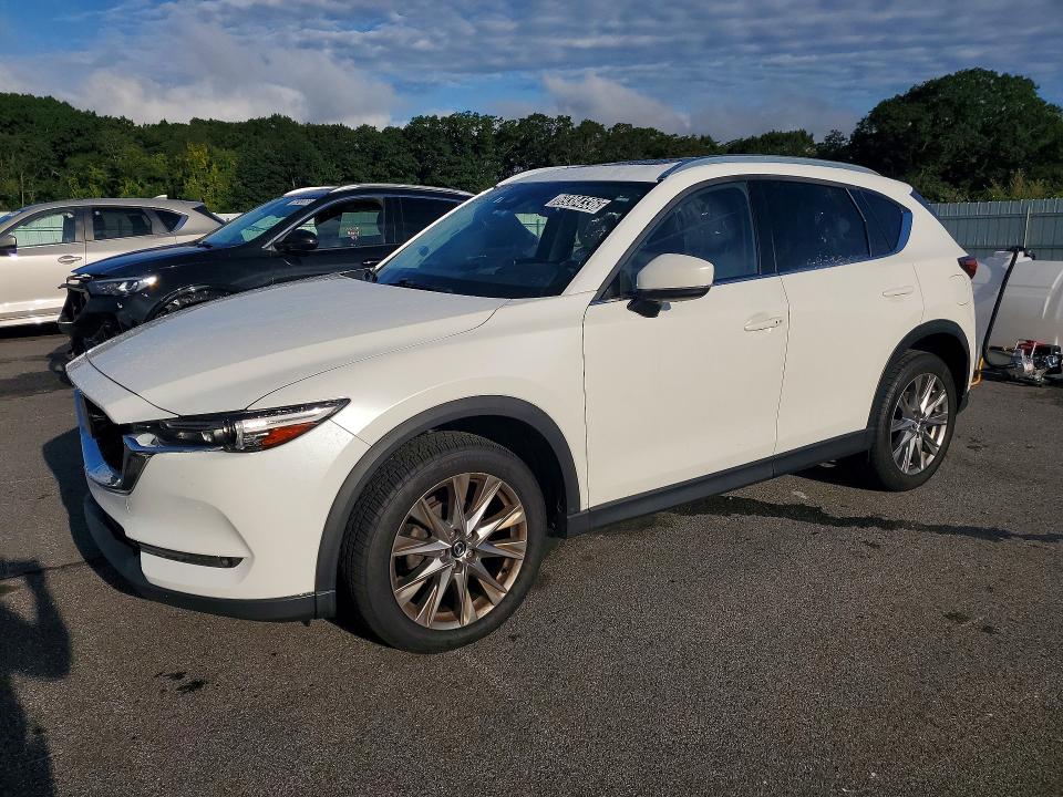 MAZDA CX-5 2021 with VIN JM3KFBDM9M0308099 - Photo from auction