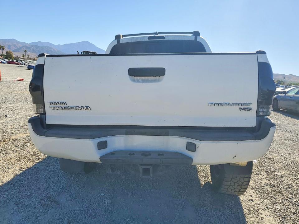 Photo 6 from auction – 2014 TOYOTA TACOMA with VIN 3TMJU4GN2EM167028
