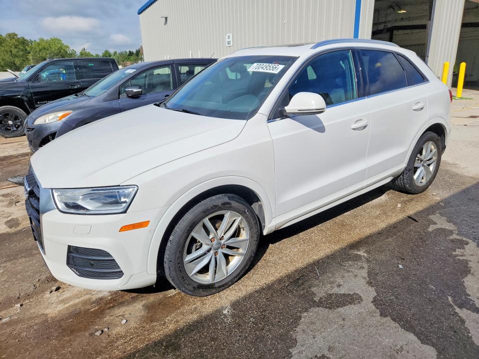 AUDI Q3 2016 with VIN WA1EFCFS5GR021733 - Photo from auction