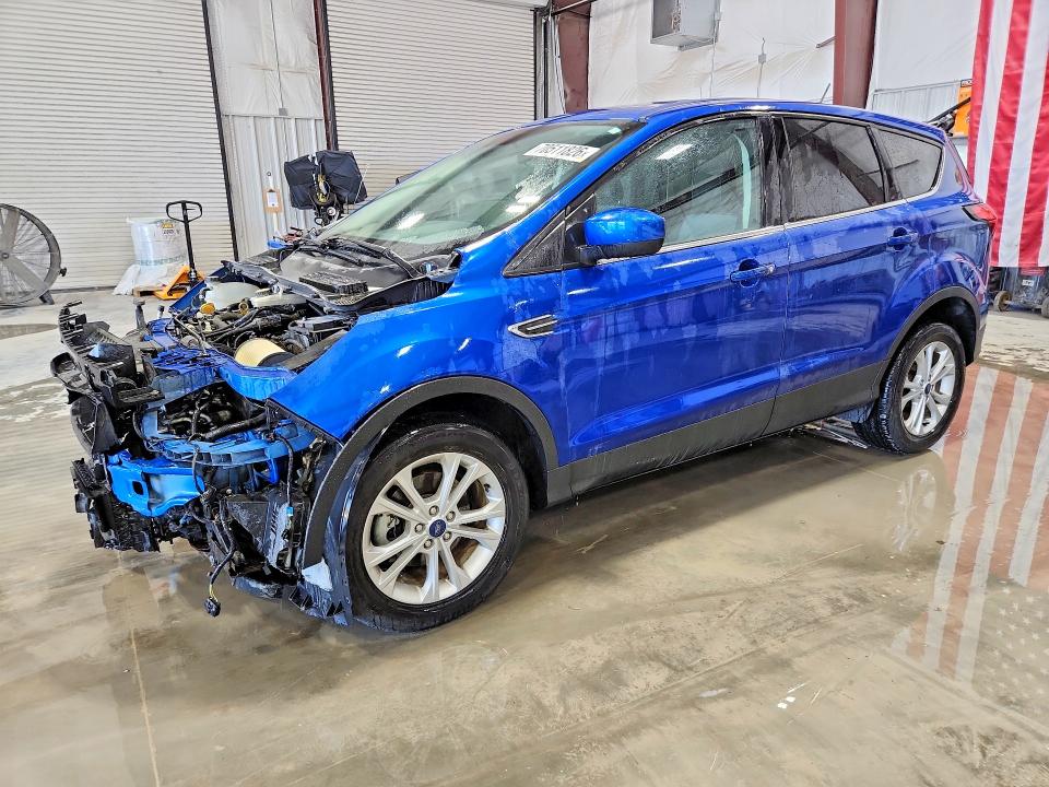 FORD ESCAPE 2019 مع رقم تعريف المركبة 1FMCU0GD6KUB78254 - صورة من المزاد