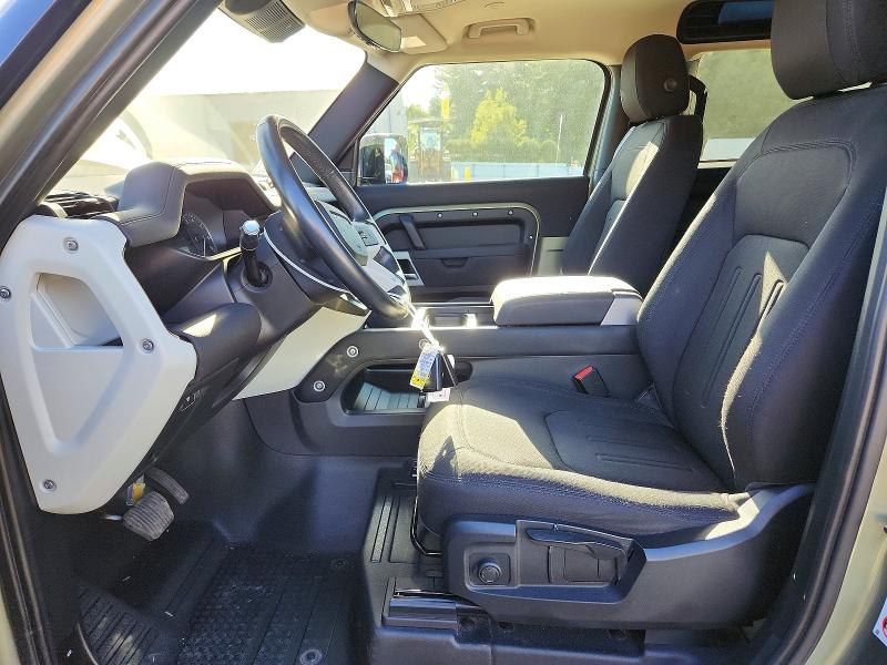 Photo 7 from auction – 2022 LAND ROVER DEFENDER with VIN SALEK6RX8N2076301