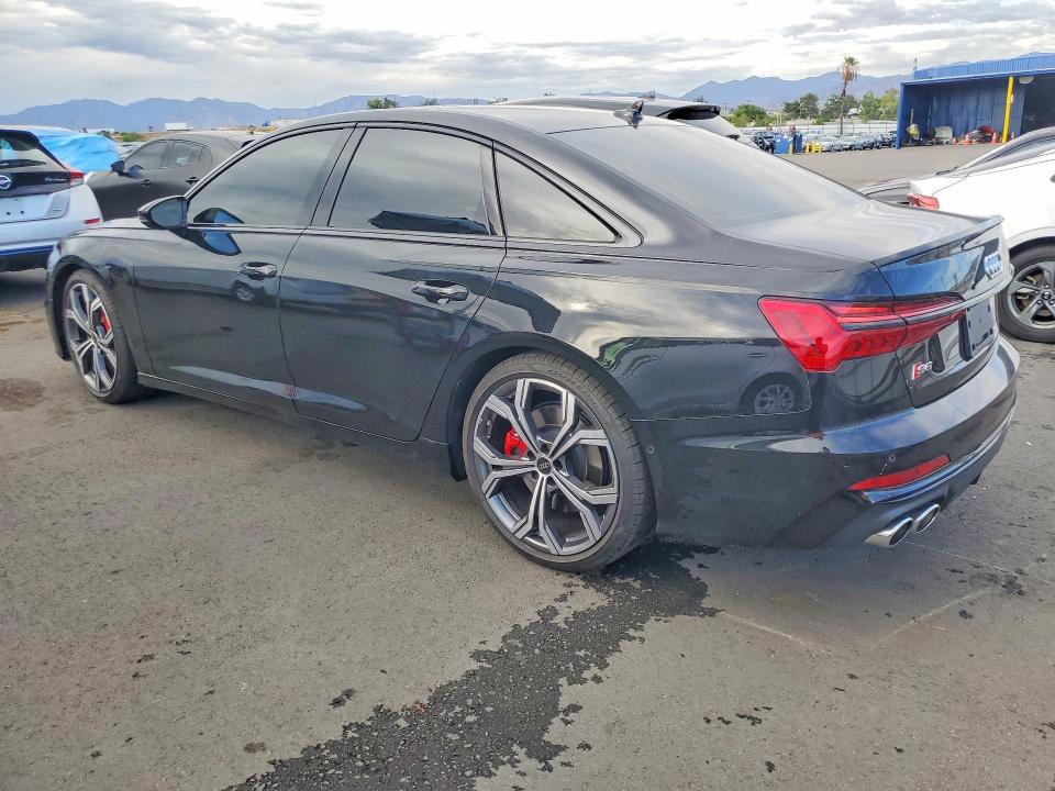 Фото 2 с аукциона – 2025 AUDI S6 с VIN WAUEFBF21SN038591