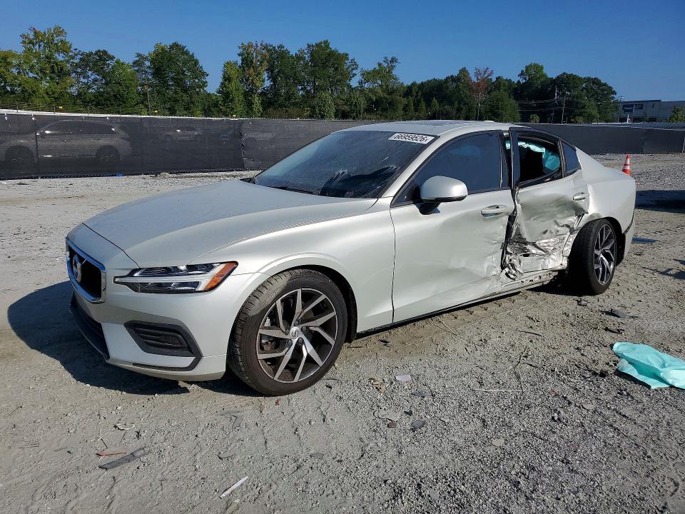 VOLVO S60 2020 with VIN 7JR102FK7LG067734 - Photo from auction
